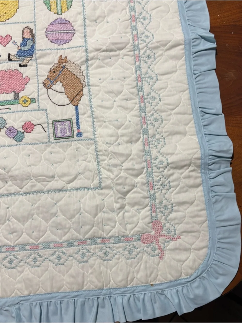Janlynn Vintage cross-stitch baby quilt Dreamland